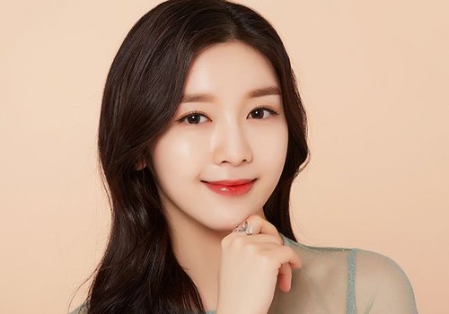 2019韩式人气发型成就经典美人状态 不是韩佳人有发型就能华丽转