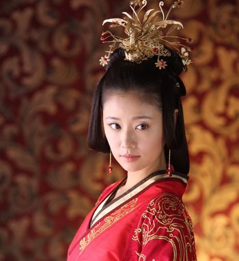 汉朝女子嫁衣发型 汉代女子出嫁发型盘法